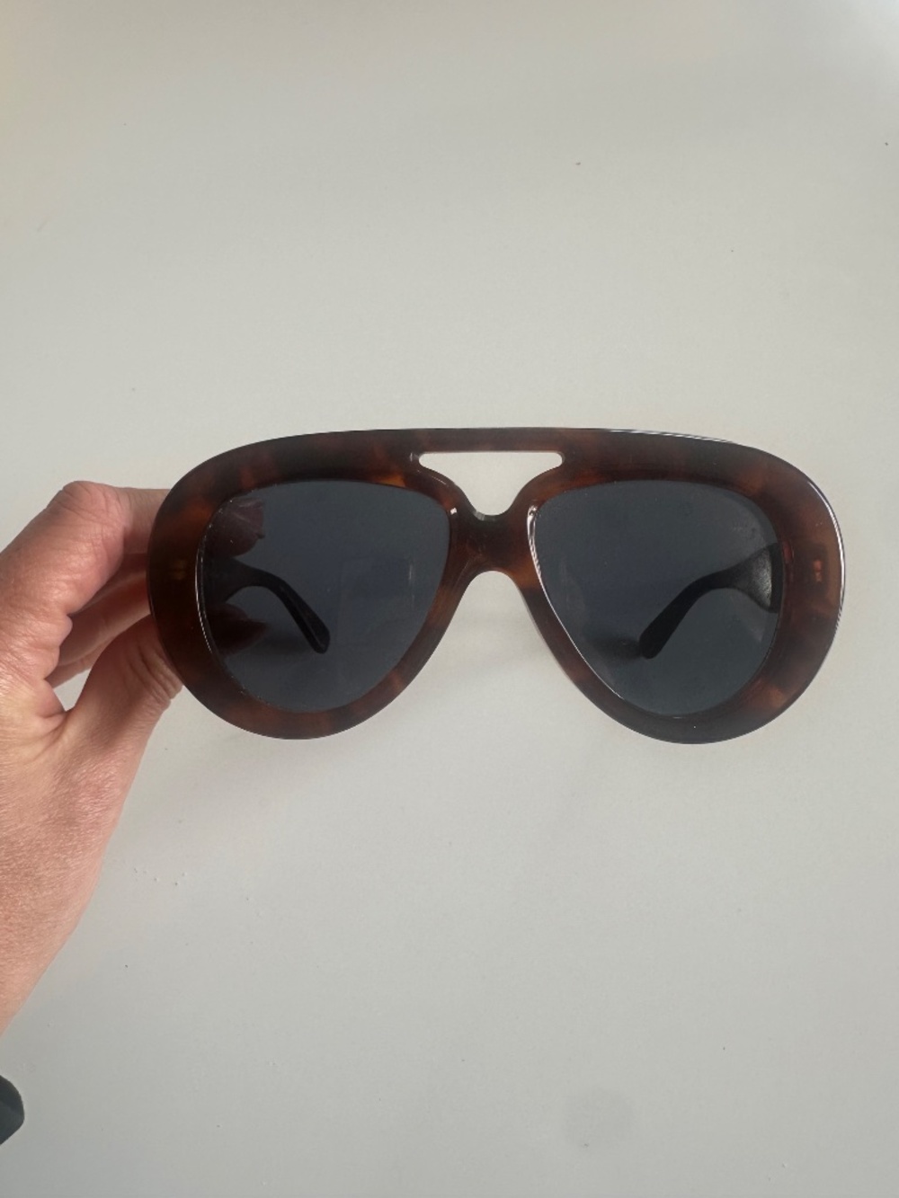 Loewe oversized aviator style sunglasses - Picture 3 of 6